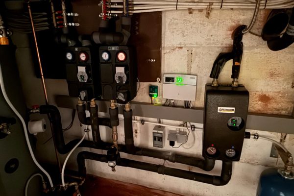 WhatsApp Image 2025-12-11 at 11.18.00